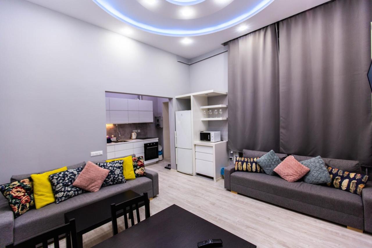 Harmony Residency - 4 Bedrooms บูดาเปสต์ ภายนอก รูปภาพ