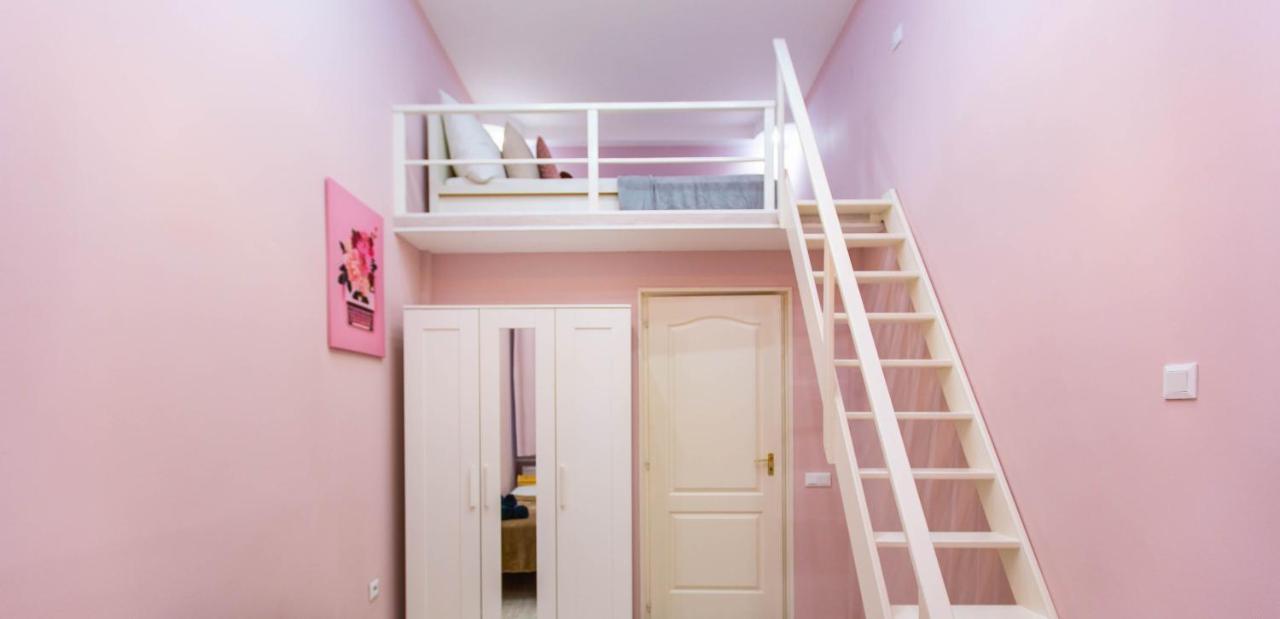 Harmony Residency - 4 Bedrooms บูดาเปสต์ ภายนอก รูปภาพ